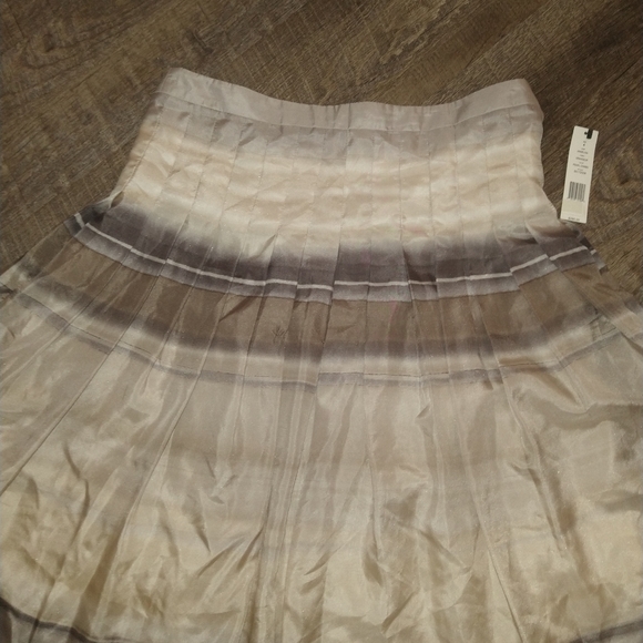 Theory - Picture 2 of 6